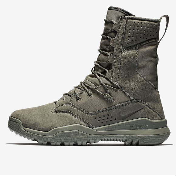 womens nike army boots